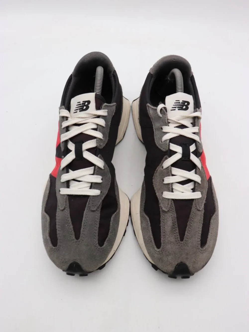 New Balance 327 Men's Size 10.5 D Black Red Gray Sneakers Athletic MS327FF